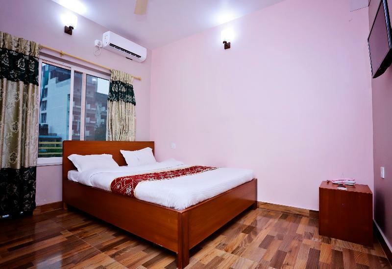 Oyo 575 Api Suites بوكْرا المظهر الخارجي الصورة