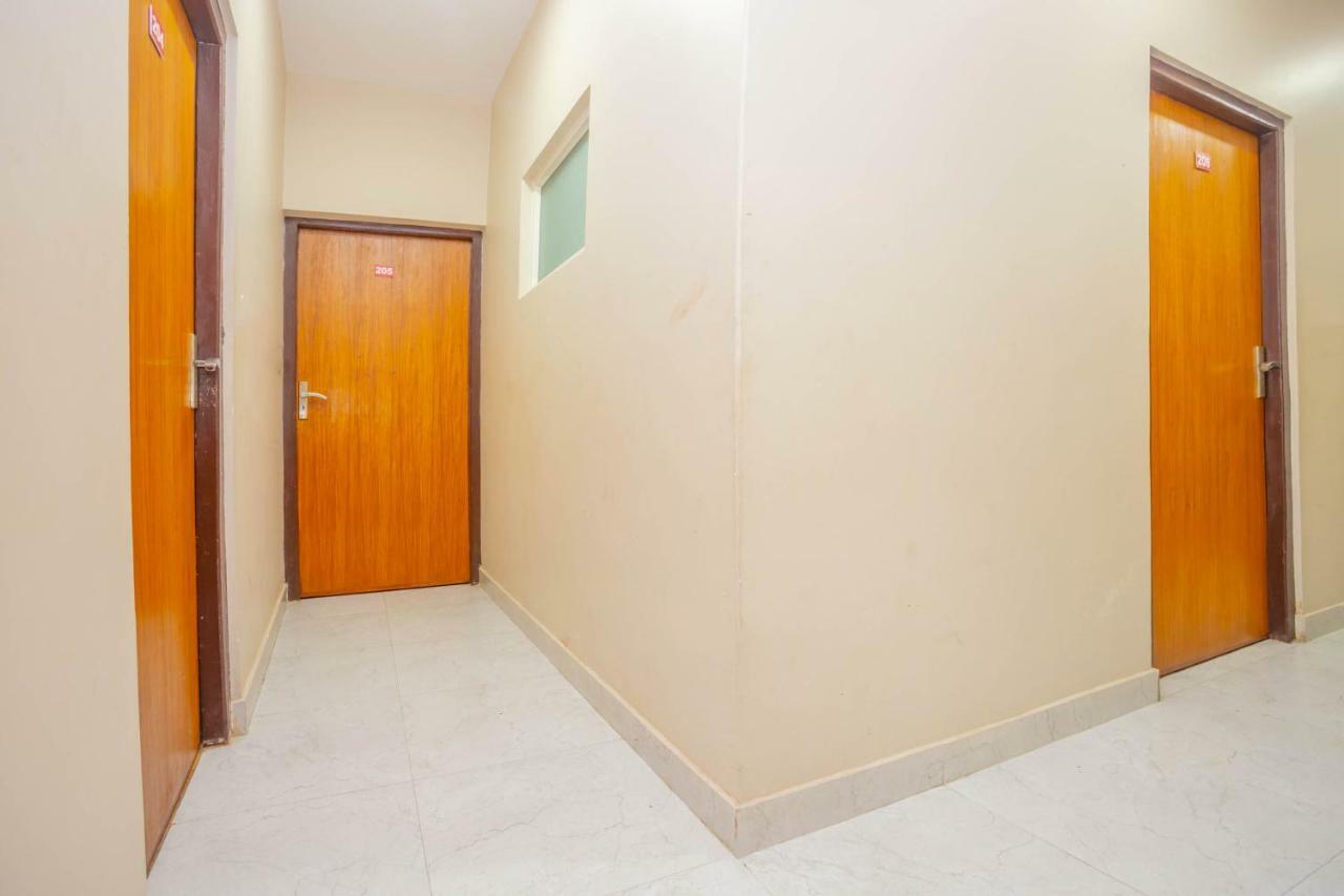 Oyo 575 Api Suites بوكْرا المظهر الخارجي الصورة